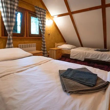 Miedzy Sosnami Jedwabno