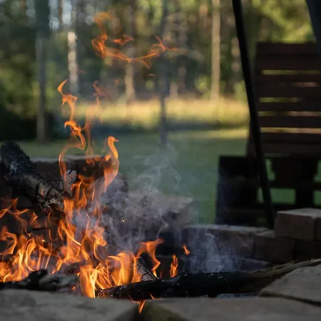 Prázdninový dům Miedzy Sosnami Jedwabno
